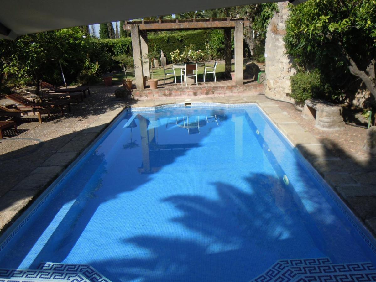 Palacio Chaves Hotel Трухильо Екстериор снимка