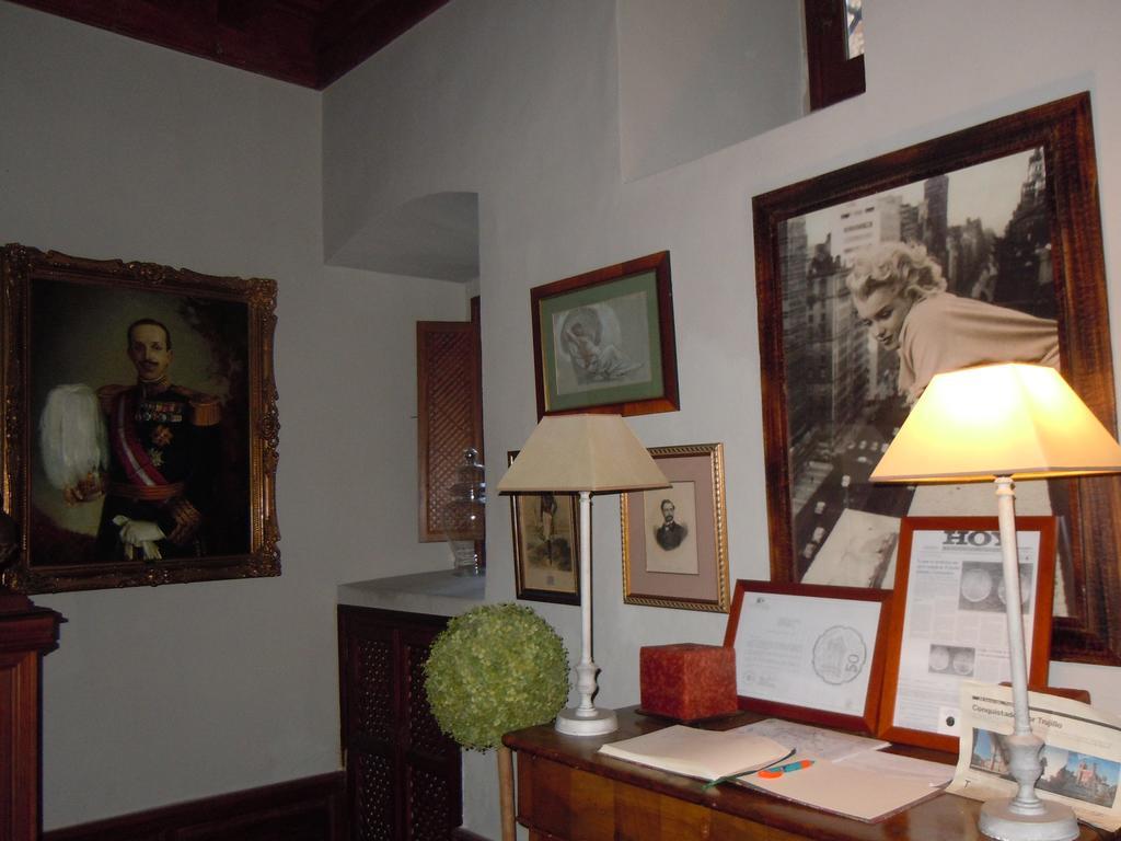 Palacio Chaves Hotel Трухильо Екстериор снимка